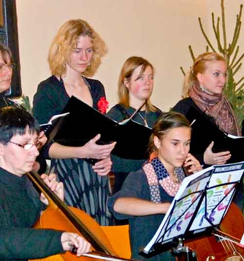 20111210-auftritt-projektchor-vielsaitig-klosterweihnacht-2011.jpg