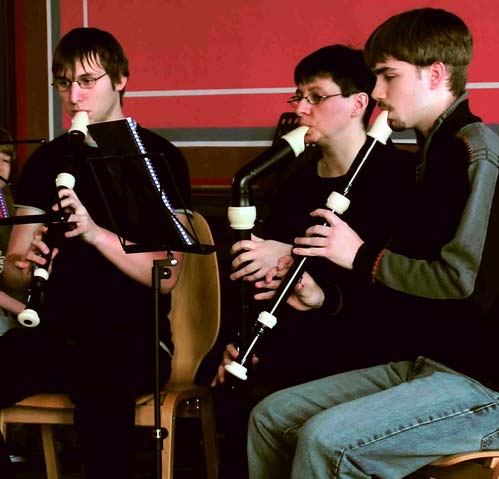sm_2008-01_trio.jpg