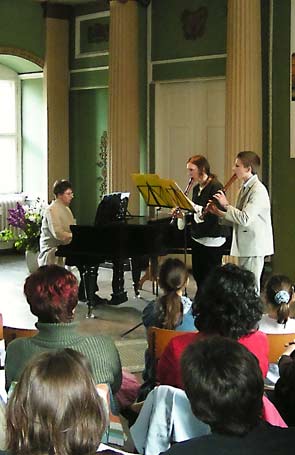 webartikel_sonntags-matinee_trio.jpg